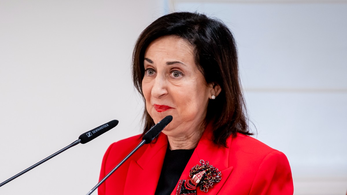 Robles recalca ante el mando aliado que España es un socio «fiable y comprometido»