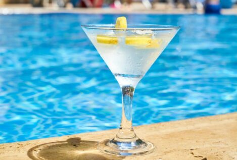 ¡Vamos a tomarnos un Martini!