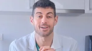 José Abellán, cardiólogo: «No es necesario caminar al día 10.000 pasos. Con 6.000 ya hay beneficios y la velocidad importa»