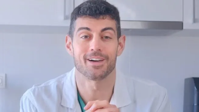 José Abellán, cardiólogo: «No es necesario caminar al día 10.000 pasos. Con 6.000 ya hay beneficios y la velocidad importa»