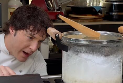 Jordi Cruz, chef: «Para el mejor arroz blanco cuece cuatro minutos a fuego fuerte, 10 suave y deja cuatro de reposo»