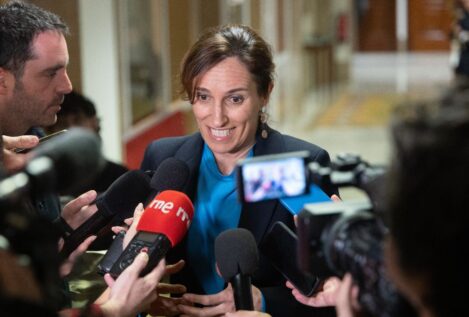 Mónica García defiende el papel de Sumar en el Gobierno frente a quienes piden salirse