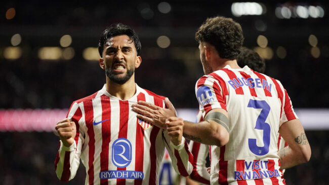 Un doblete de Nico González da la victoria al Atlético en el ensayo de la final de Copa del Rey