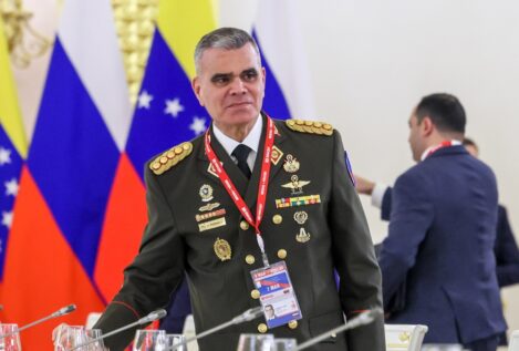 Delcy Rodríguez destituye al ministro de Defensa nombrado por Nicolás Maduro