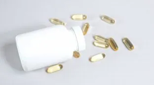 Un multivitamínico al día podría ralentizar el envejecimiento biológico en mayores