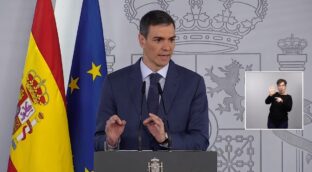 Sánchez rebaja a un mero «salseo» el choque con Sumar: «Es la política del siglo XXI»