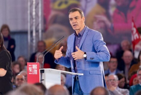 Sánchez felicita a Mañueco y reivindica al PSOE como «única alternativa para el cambio»