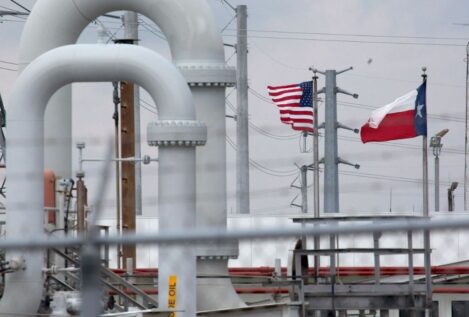 El precio del petróleo roza los 104 dólares, con las Bolsas europeas apuntando a caídas