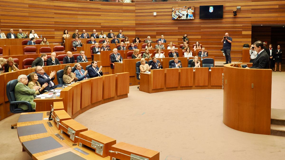 Resultado electoral en Castilla y León: votos, escaños y qué mayoría se necesita para ser presidente de la Comunidad