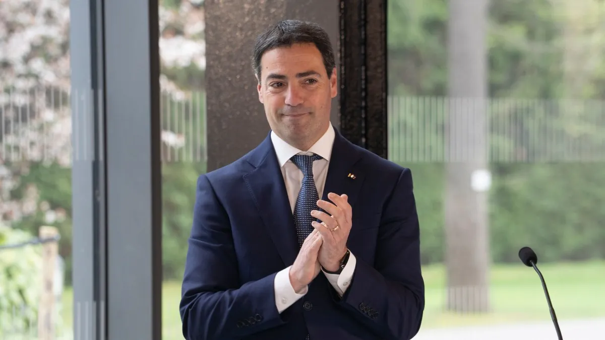 Pradales pide a Sánchez eliminar el impuesto a la generación eléctrica y reducir el IVA de la luz