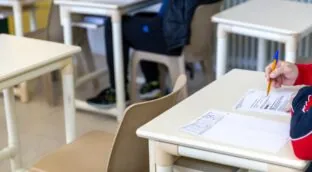 «No podemos privar a nadie de educación»: la UNED lleva la universidad a las cárceles