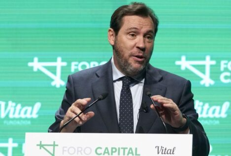 Puente pide paciencia en la investigación de Adamuz y desvincula el mantenimiento