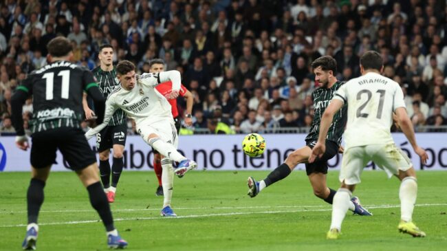 El Real Madrid prolonga su estado de gracia ante el Elche en su semana fantástica