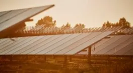 Afectados por las renovables inician trámites para embargar bienes españoles en EEUU