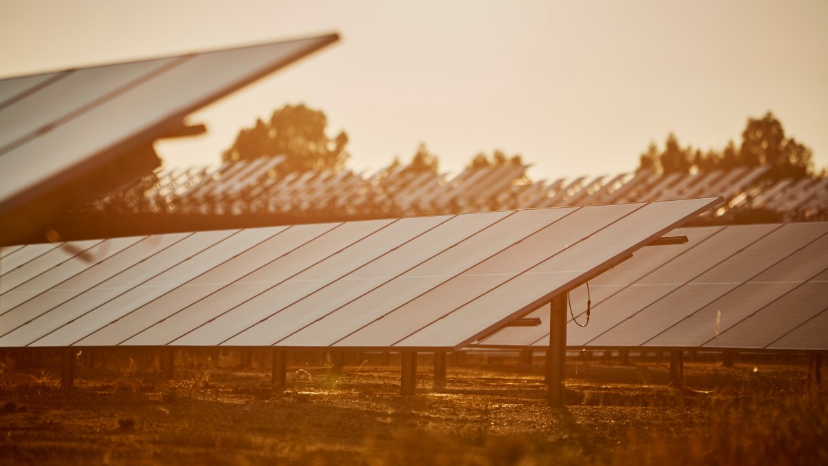 Afectados por las renovables inician trámites para embargar bienes españoles en EEUU