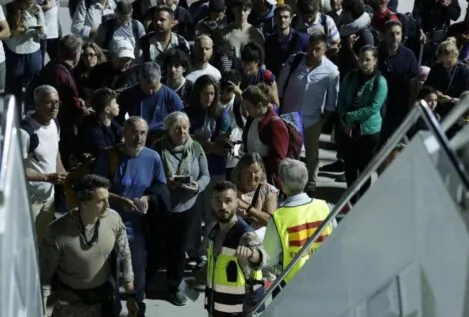 Exteriores asegura que todos los españoles que querían salir de Irán ya lo han hecho