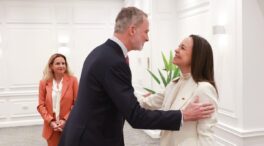 Felipe VI se reúne con María Corina Machado en la toma de posesión de Kast en Chile