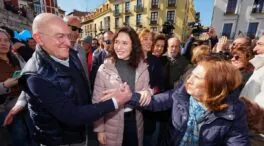 Ayuso dice que el PP va a «leer el diccionario» a Sánchez: «'s' de sobrinas y 'c' de cárcel»