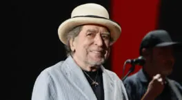 La clave de la felicidad de Sabina: «Soy feliz estando en mi casa, rodeado de mi mujer, mis libros y mis gatitos»