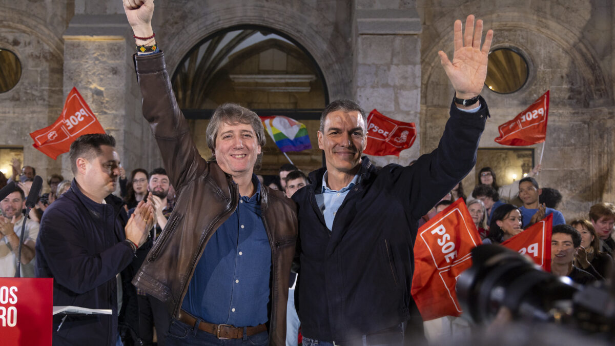 El PSOE reactiva a su electorado gracias a Irán: «Si sube Vox, el PP pierde Castilla y León»