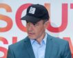 Pedro Sánchez vive «de gorra»