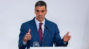 Sánchez avisa sobre la guerra en Irán: «Es un extraordinario error que vamos a pagar»