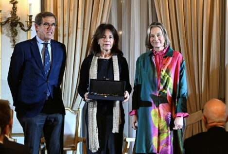 La fundación Emilio Sánchez Vicario recibe el premio ‘Fuera Pista’ del RCT Barcelona-1899