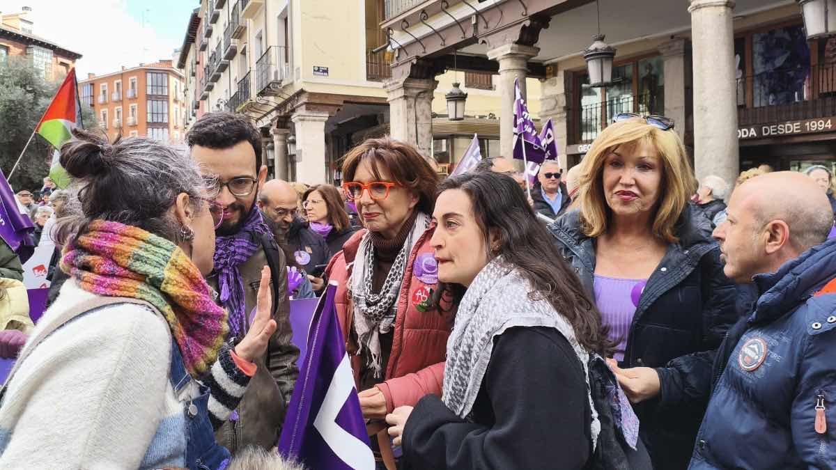 Podemos reivindica en el 8-M el ‘No a la guerra’ para hacer frente a Donald Trump