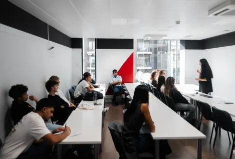 GBSB Global acerca a sus estudiantes al 'gaming' y las experiencias XR en Alfa5