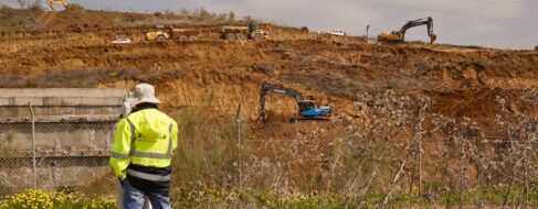 El Gobierno no puede con una montaña: por qué se retrasa (otra vez) el AVE a Málaga