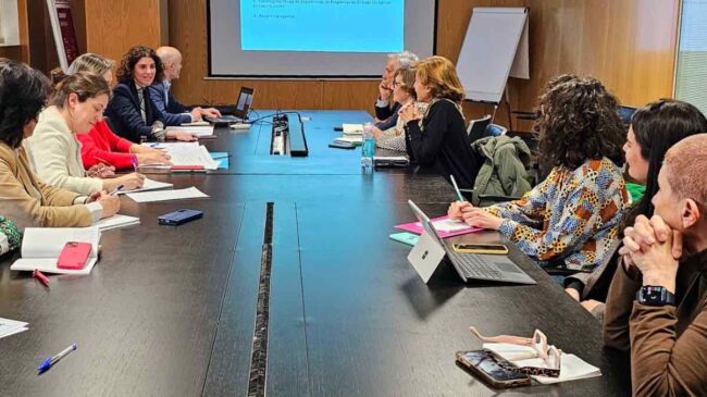 Sanidad refuerza los cribados de cáncer en Castilla y León con un nuevo grupo técnico