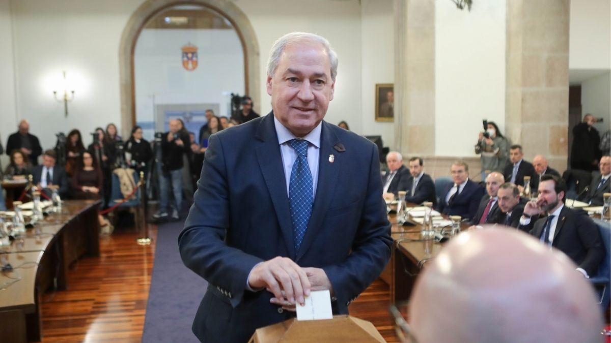 La Fiscalía se querella contra el expresidente de la Diputación de Lugo por acoso sexual