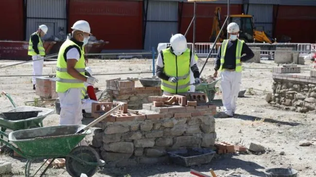 Castilla y León registró 98.379 afiliados extranjeros en febrero, un 11,76% más