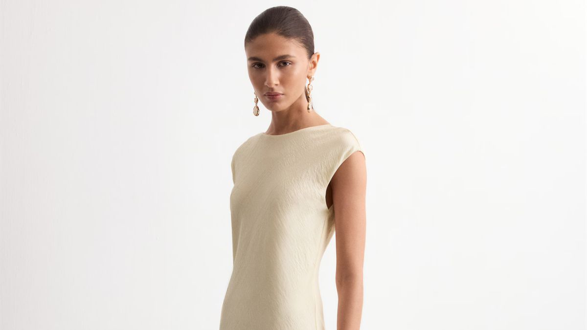 Este vaquero de Mango combina con cualquier color de camisa y se convierte en el básico imprescindible de la temporada que estiliza y nunca falla