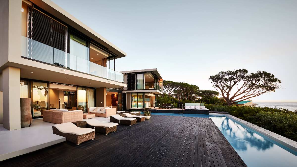 Del lujo vacacional al residencial: el giro del comprador de vivienda internacional en España