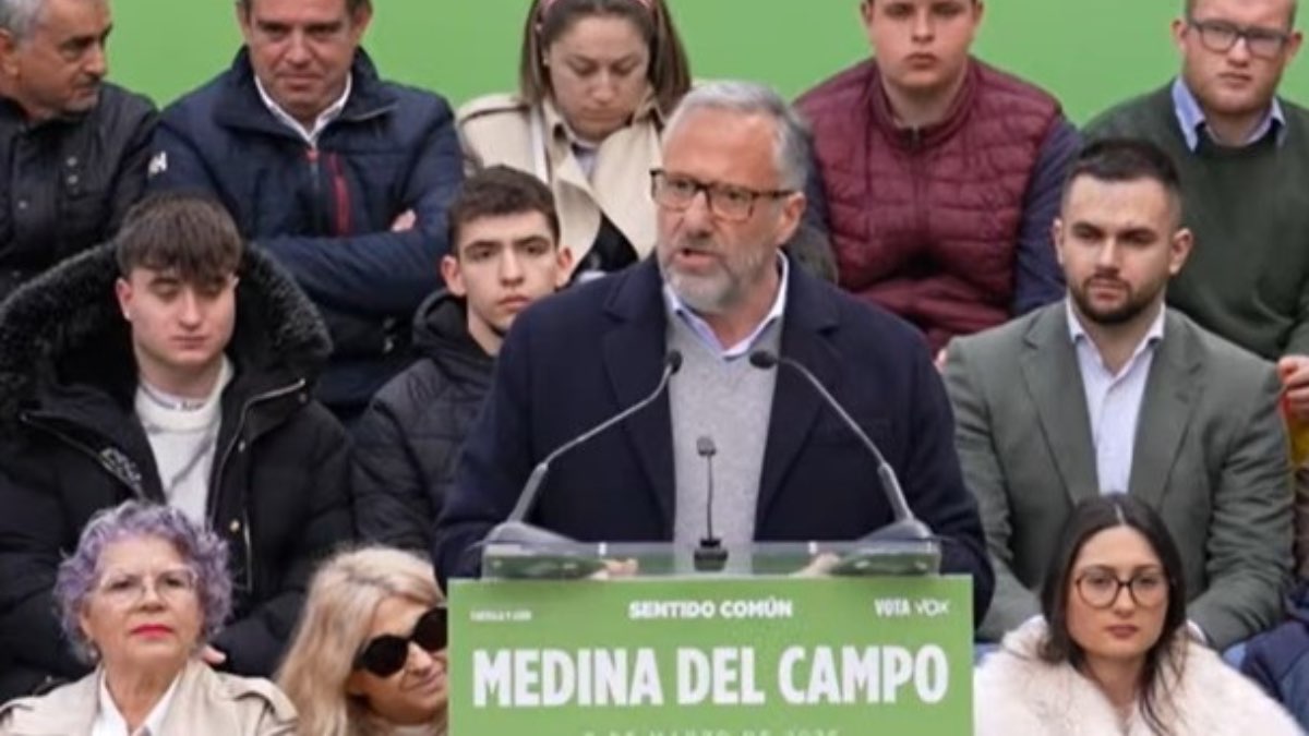 Pollán señala que «el punto verde» de Vox es el que da seguridad, y no los «puntos violetas»