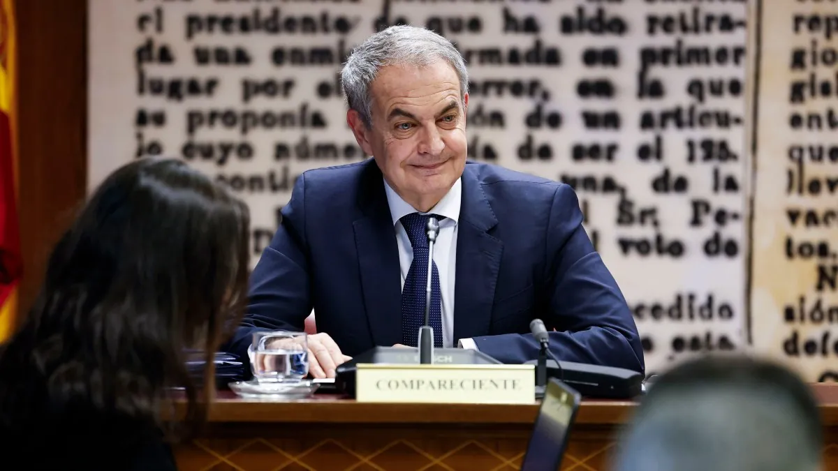 Zapatero admite que cobra 70.000 euros al año de la empresa del ‘conseguidor’ de Plus Ultra