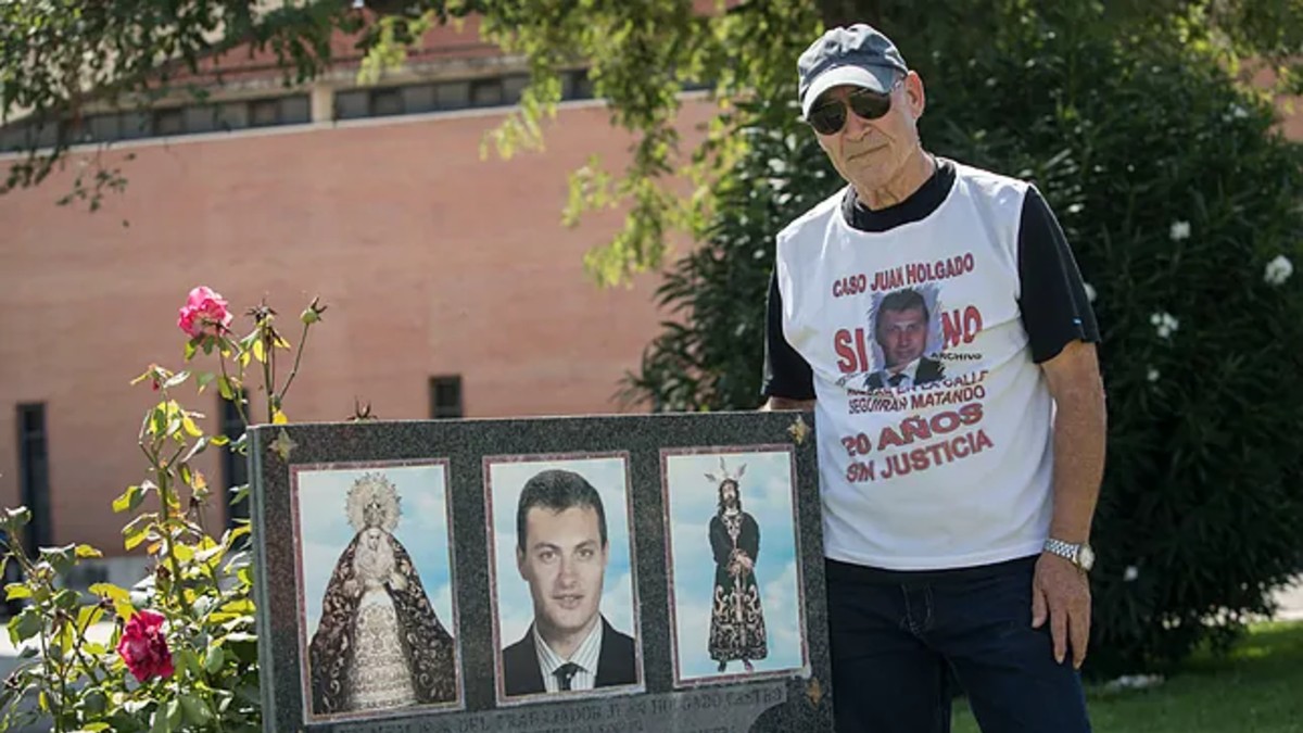 Muere en Jerez el ‘Padre Coraje’, el hombre que se infiltró para desentrañar el crimen de su hijo