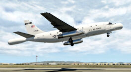 El mejor asiento para ver el lanzamiento de Artemis II lo tuvo el avión más raro de EEUU