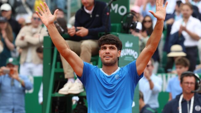 Alcaraz supera por la vía rápida a Vacherot y disputará una nueva final ante Sinner