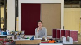 Irma Álvarez-Laviada: «'Dentro y fuera del marco' abre nuevas lecturas» 