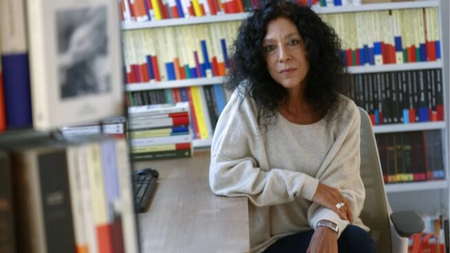 Leila Guerriero y las formas del periodismo microscópico