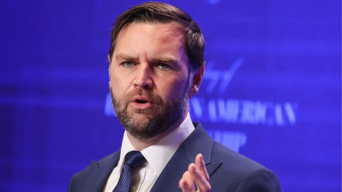 JD Vance llega a Pakistán para encabezar la inminente negociación de EEUU con Irán