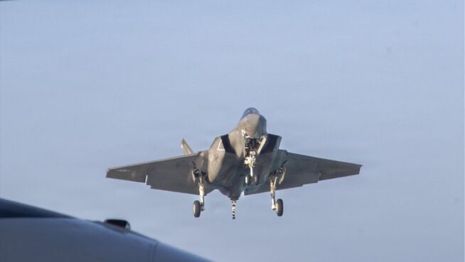 Trump confirma el rescate del piloto desaparecido del caza derribado en Irán