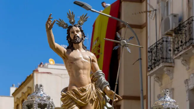 Las mejores imágenes del Domingo de Resurrección en España