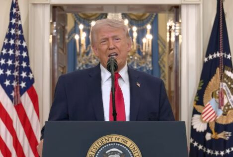 Trump exige a Irán abrir Ormuz y amenaza con destruir centrales energéticas y puentes