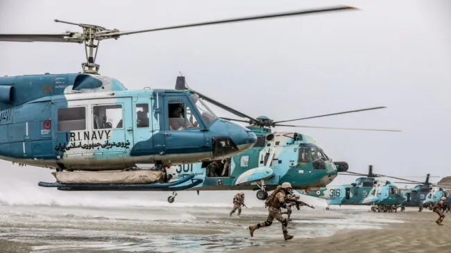 Irán afirma que el estrecho de Ormuz jamás volverá a ser un paso de libre navegación