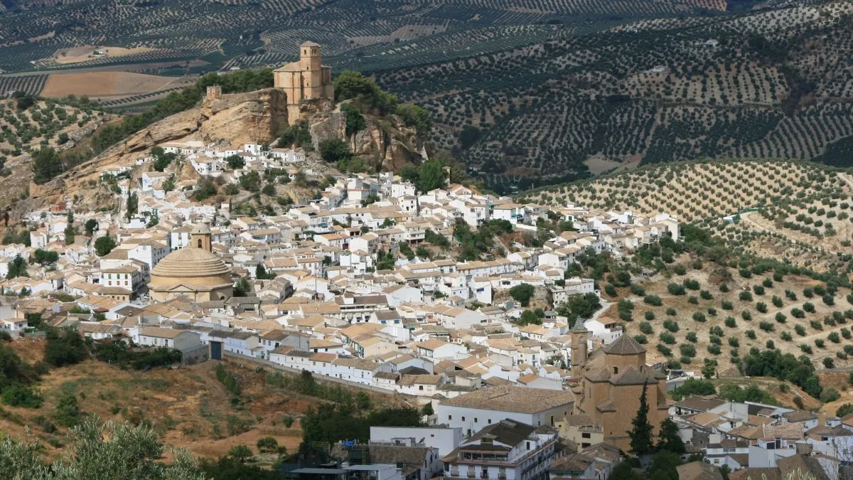 Detenido por agredir con un hacha a un hombre y dos mujeres en Montefrío (Granada)