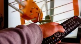 El consumo de televisión en marzo fue de 4 horas y 44 minutos, once menos que en 2025