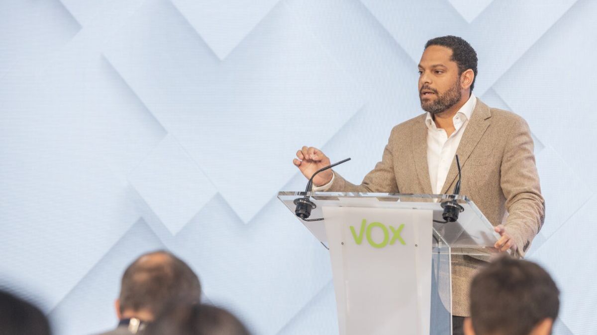 Vox se aferra a Castilla y León para cerrar los pactos con el PP antes de la campaña andaluza